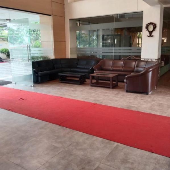 Hotel Swamiraj Indāpur Eksteriør billede